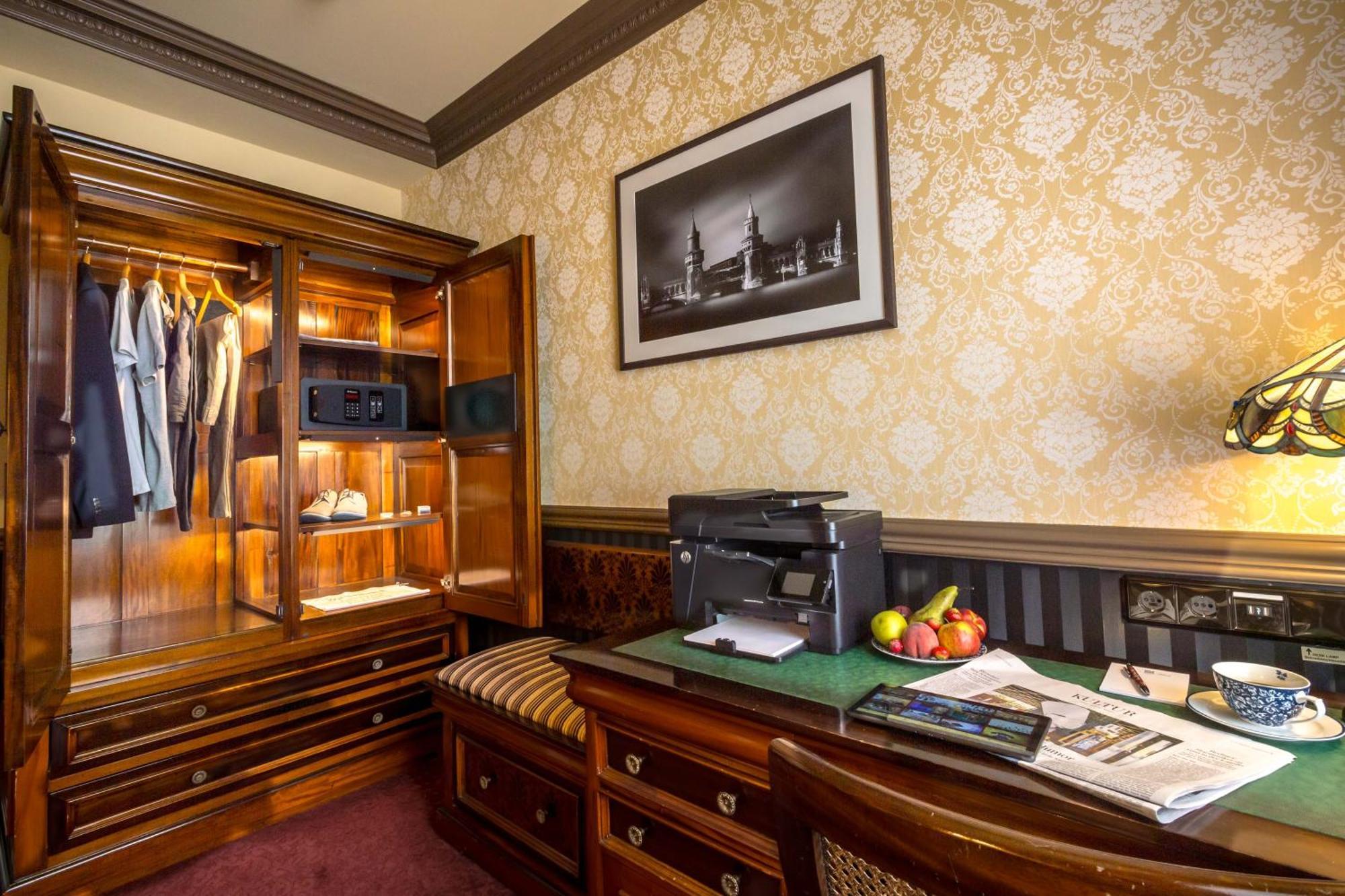 Myer'S Hotel Berlin Bagian luar foto